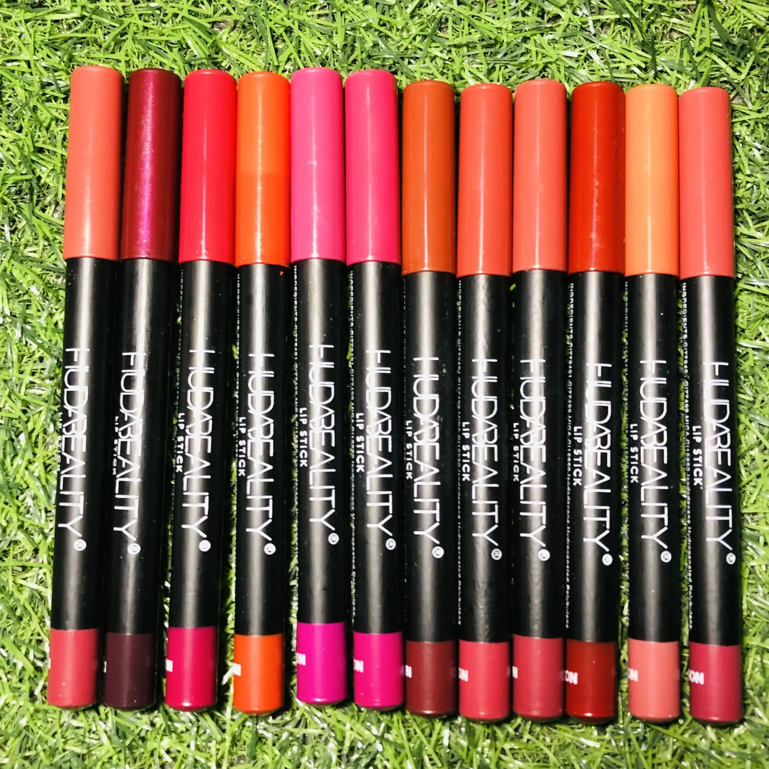 HudaBeauty Color Pencil – 12-Piece Pack (Smooth & Long-Lasting)