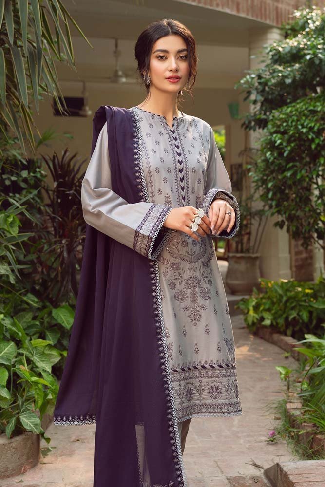 JAZMIN – EC218 | Unstitched | Embroidered Lawn 3 Piece